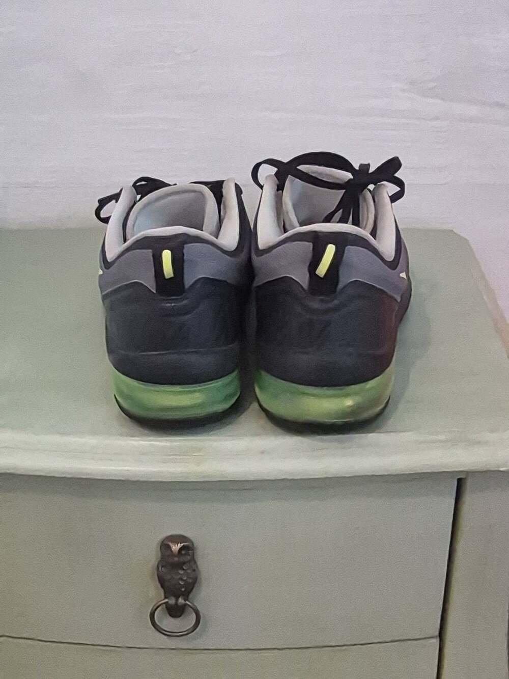 Nike Air Max Axis Running Shoes Black/Grey/Volt